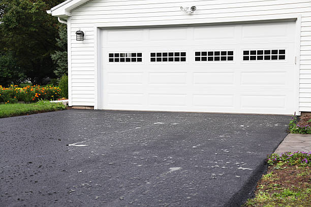 Affordable siding repair and maintenance services in Ferrysburg, MI